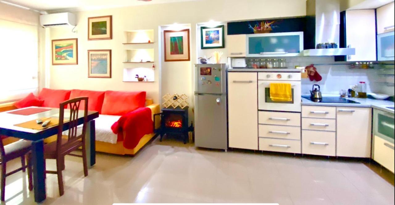 Blloku Apartment Тирана Екстериор снимка