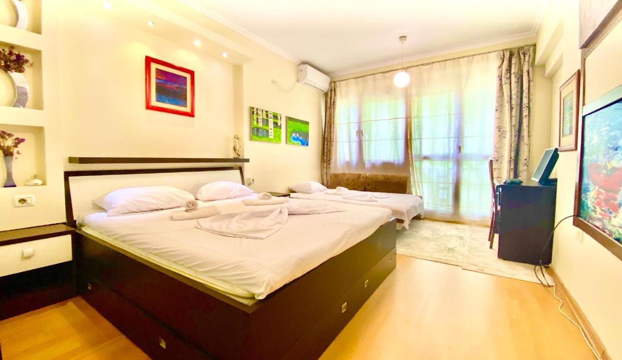 Blloku Apartment Тирана Екстериор снимка